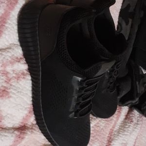 Men's Skechers Slip Resistant wide fit 9.5